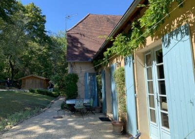 Terrasse arrière de notre maison dans le Périgor