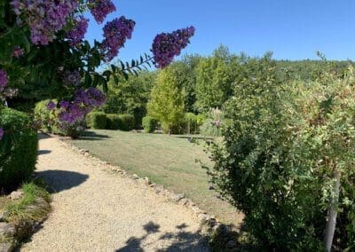 Jardin de notre maison dans le Périgor