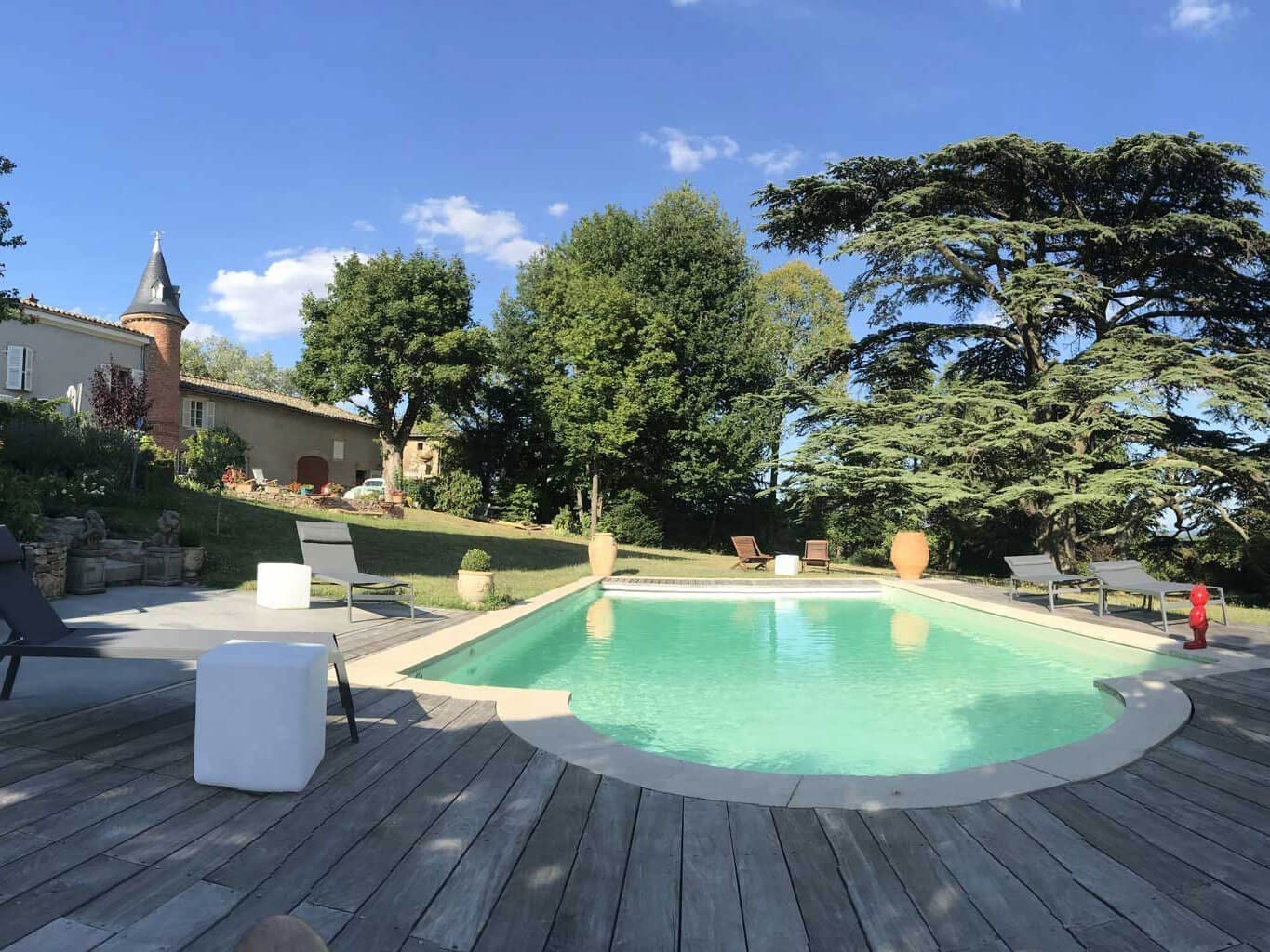 chateau-des-janrous-piscine (1)